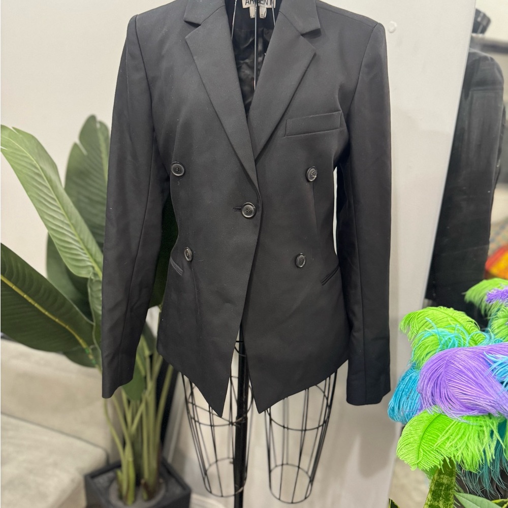 Black Double-Breasted Suit Jacket with Tailored Fit
